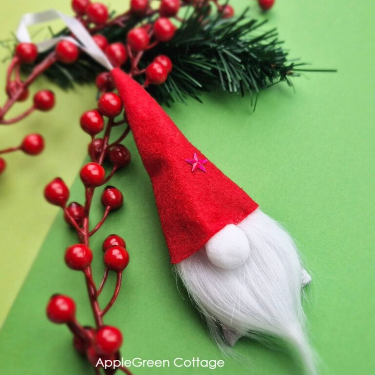 How To Make Pom Pom Gnomes for Christmas! - AppleGreen Cottage